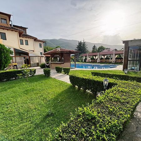 Вила Флора Паталеница Exterior foto