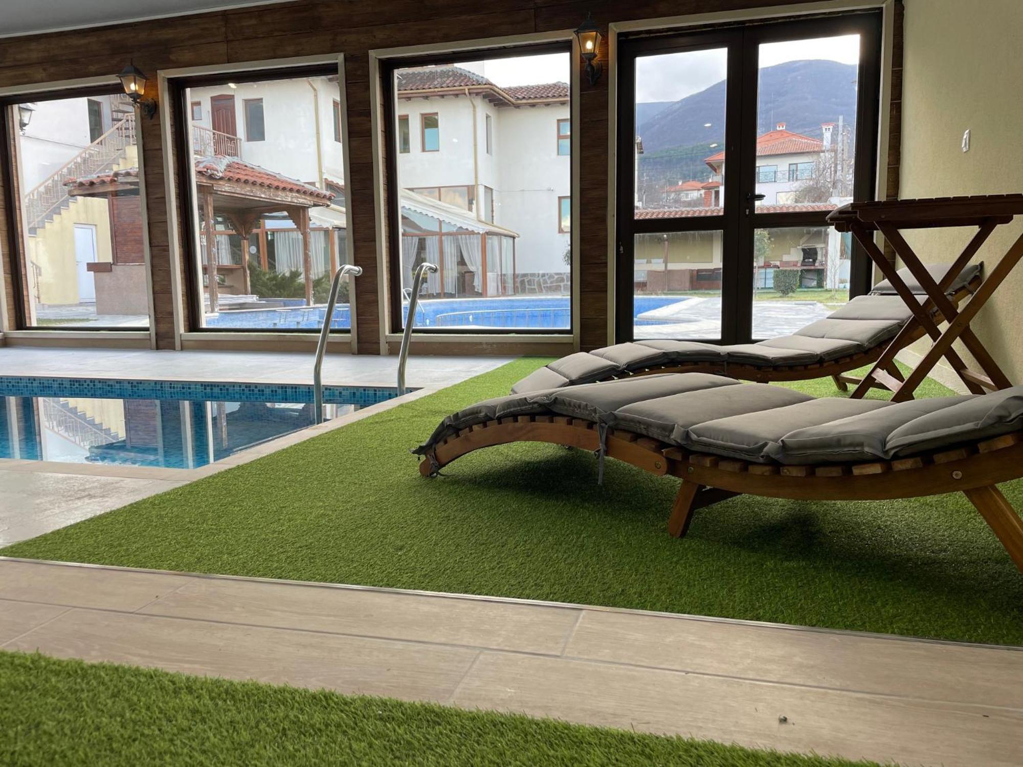 Вила Флора Паталеница Exterior foto